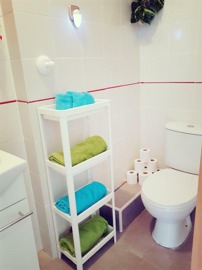 Cosy Studio Apartment In 또레비에하 외부 사진