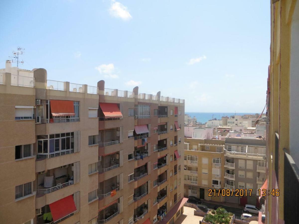 Cosy Studio Apartment In 또레비에하 외부 사진